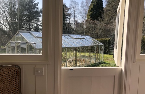 Eleighwater Cabin | Private Shepherd’s Hut