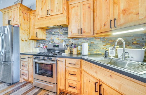 Garfield House | Private Shore Access & Games: Lakefront Getaway!