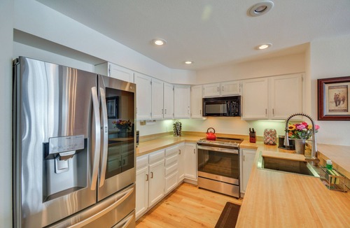 Eagle-Vail Apartment | Private Ski Retreat in Avon: Eagle River Views!