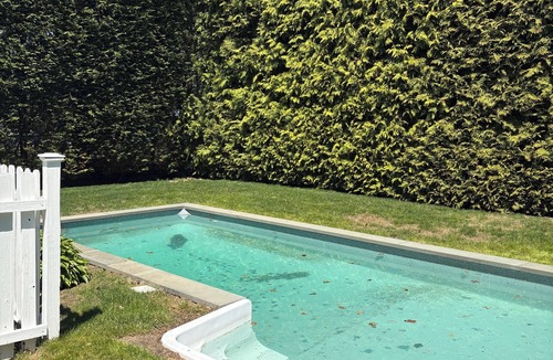 Southampton House | Private Southampton Estate - Modern Comfort + Ideal Location