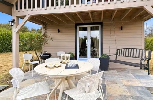 Hermival-les-Vaux Ski Chalet | Private spa chalet with jacuzzi, sauna & cinema - Normandy
