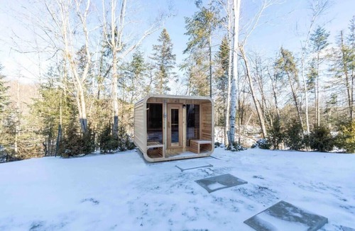 Pine Hill Ski Chalet | Private SPA & Sauna | Hiking | Skiing | Perchë