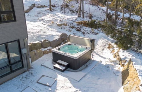 Pine Hill Ski Chalet | Private SPA & Sauna | Hiking | Skiing | Perchë