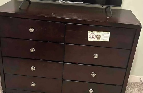 Rossville House | Private Space Cozy Town House