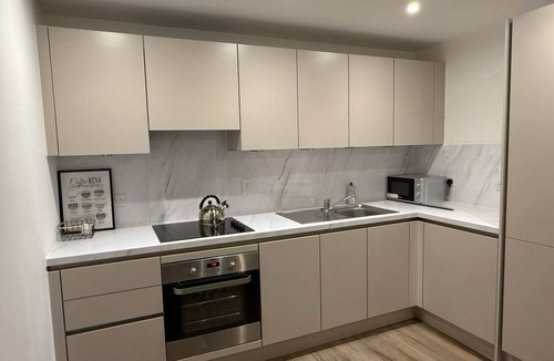 East Acton Apartment | Private Stay in London Acton