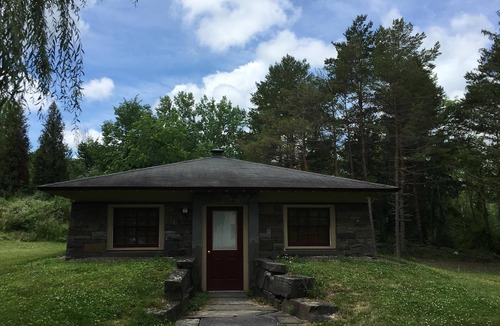 Ithaca Cottage | Private Stone Cottage