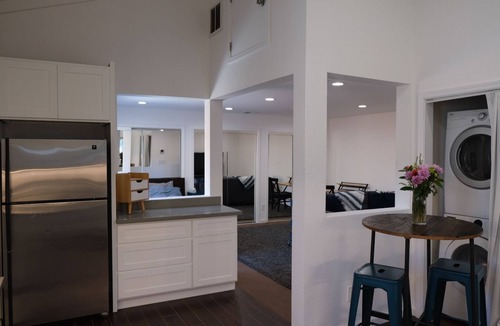 North and East Apartment | Private Studio Apartment with Huge Kitchen