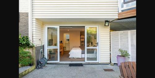 Remuera Apartment | Private Studio Close to city