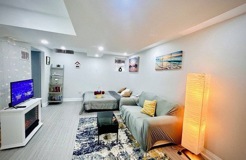 Milton Apartment | Private Studio- Cozy, Comfort,Convenience