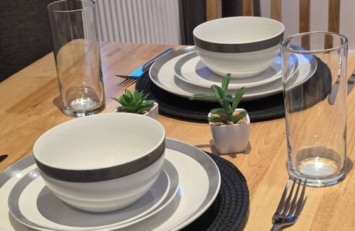 Borehamwood Apartment | Private Studio+ Free Parking New