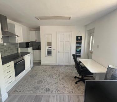 Roxeth Apartment | Private Studio Flat in Harrow
