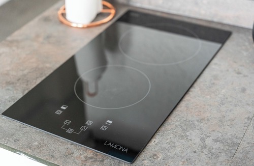 Dudley Apartment | Private Studio in Dudley WIFI Parking Kitchen & Bathroom Sleeps 1