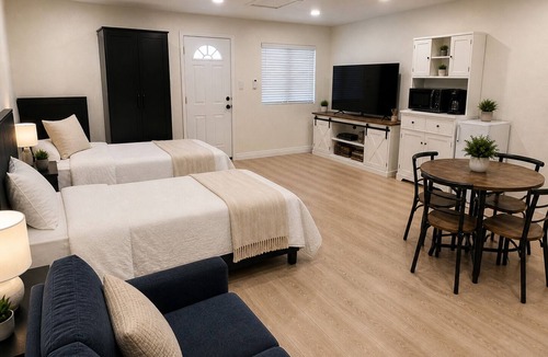 North Long Beach Apartment | Private studio in north Long Beach with refreshing AC