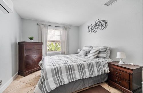 University House | PRIVATE STUDIO near Busch Gardens & USF