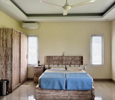 Kediri House | Private Studio Near Kedungu Beach Cozy & Affordable