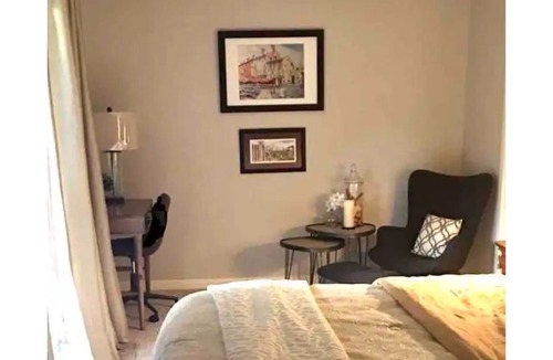 Texarkana Apartment | Private Studio w/Sun Deck, Close to Everything