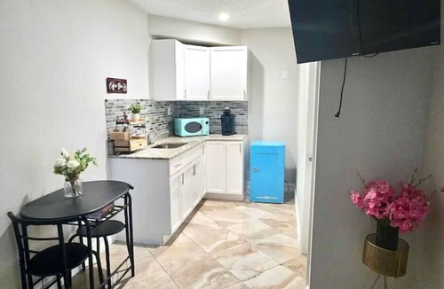 Citrus Park Apartment | Private Studio with Patio and Parking