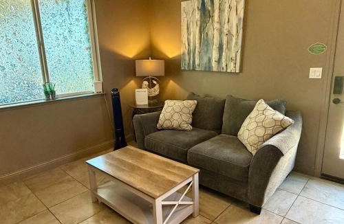 Clovis Apartment | Private Suite #1