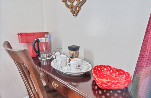 National Harbor House | Private Suite 3 near National Harbor Pvt Entry