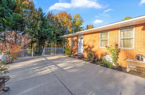 National Harbor House | Private Suite 3 near National Harbor Pvt Entry