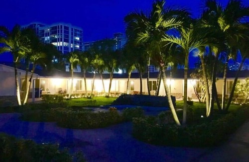 Santa Barbara Estates House | Private Suite # 8, three minutes walk the beach.