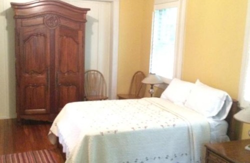 Norfolk House | Private suite, beautiful old house, quiet location