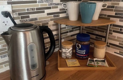 Lower Sackville Apartment | private suite (the skylight)