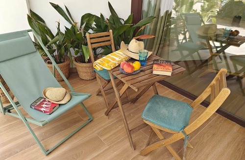 El Garraf Apartment | Private suite of 45 m2! Terrace for exclusive use. A 3 min walk from the beach.