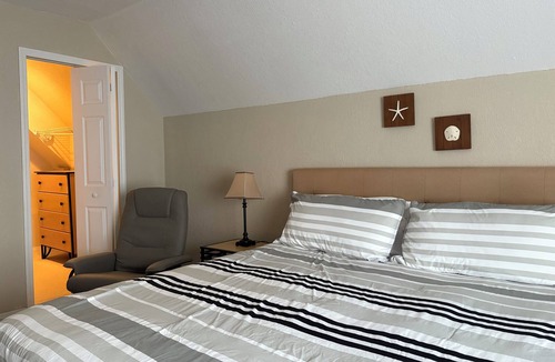 Wesley Chapel South House | Private Suite