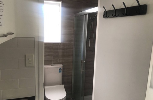 Howick Apartment | Private Suite with Private Kitchen, Bathroom & Access