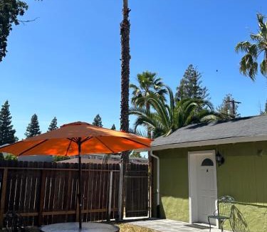 Arden-Arcade House | Private Suites