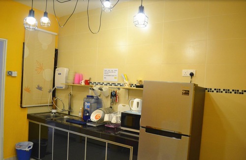 Cheng House | Private Swimming Pool With Jacuzzi