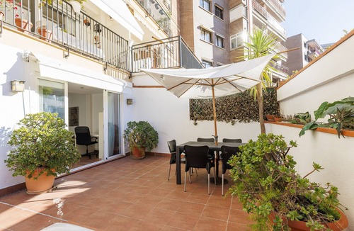 Sants Apartment | Private terrace, 3 bedrooms, 2 bathrooms, central Barcelona