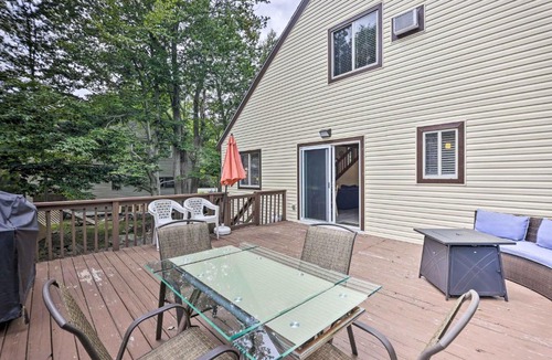 Tobyhanna House | Private Tobyhanna Retreat with Ideal Location!