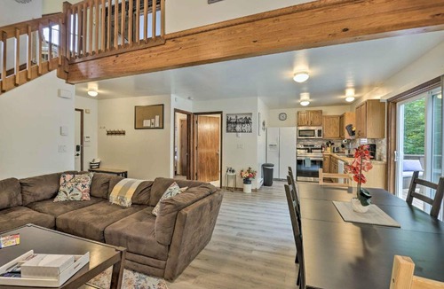 Tobyhanna House | Private Tobyhanna Retreat with Ideal Location!