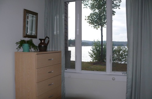 Laconia Cottage | Private, updated waterfront cottage on Winnipesaukee