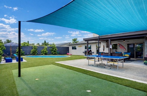Rancho Oakey House | Private Vegas Pool Oasis | Putting Green, Game Room, 2 Miles to Strip | Sleeps 8