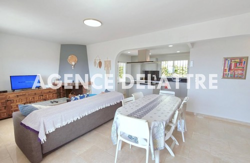 Peniscola Ski Chalet | Private villa with swimming pool, 4 bedrooms, 2 bathrooms, air conditioning