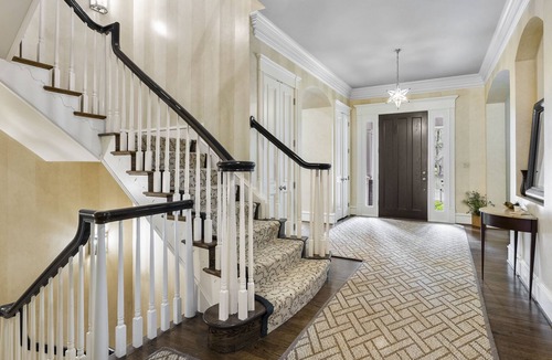 Jefferson Manor Villa | Private Villa By The Potomac River