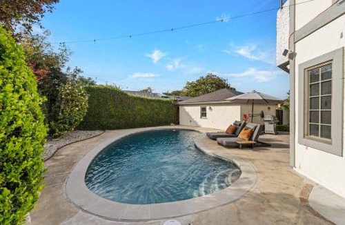 Westchester House | Private Villa - Pool BBQ Game Casino Fun Billiard