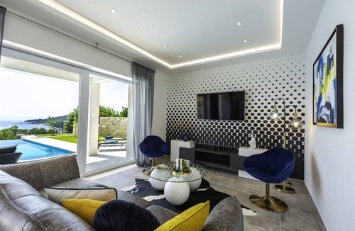 Srebreno Villa | Private villa with swimming pool
