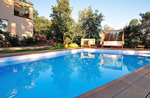 Buzet Villa | Private Villa with A/C, WIFI, private pool, hot tub, TV, terrace, pets allowed, panoramic view