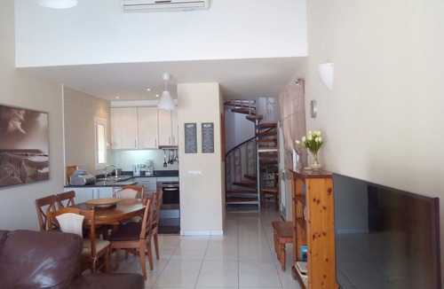 L'Escala Villa | PRIVATE Villa with Garden/Pool/Wi-Fi/AIRCON - Villa Muntanya