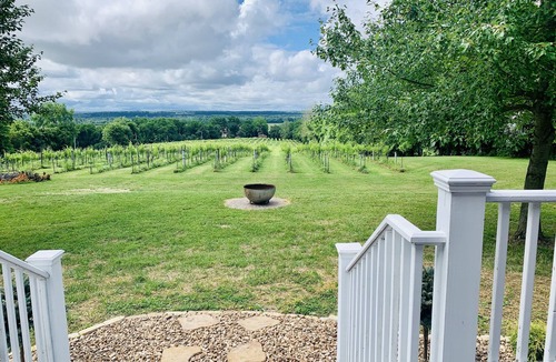 Augusta House | Private Vineyard