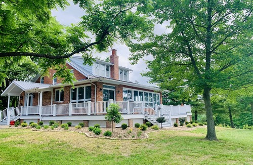 Augusta House | Private Vineyard