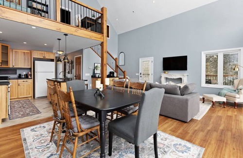 Dunchurch Cottage | Private Whitestone Lake Lakefront Rental Cottage