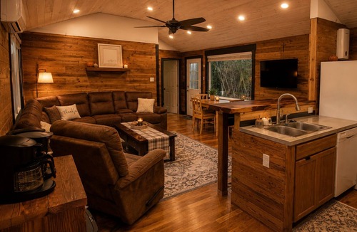 Navasota Cabin | Private Wooded Cabin w/Hot Tub, Fire Pit. 5 minutes from Texas A&M