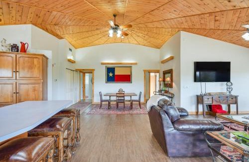 Palisades House | Private Yard & Fishing Dock: ‘Canyon Rim Retreat’