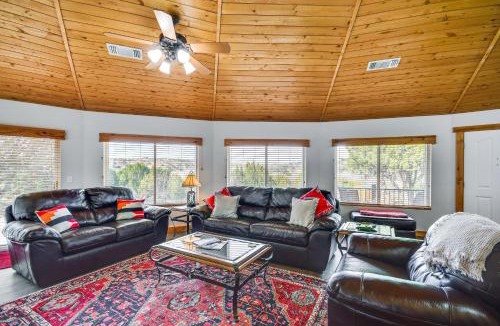 Palisades House | Private Yard & Fishing Dock: ‘Canyon Rim Retreat’