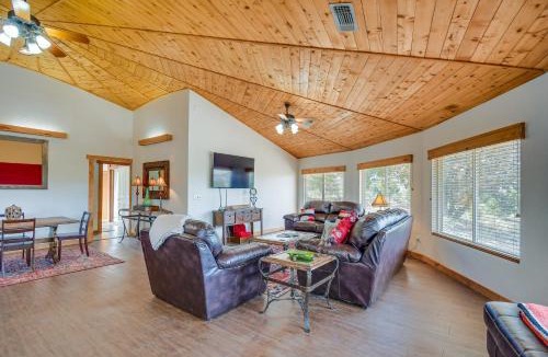 Palisades House | Private Yard & Fishing Dock: ‘Canyon Rim Retreat’
